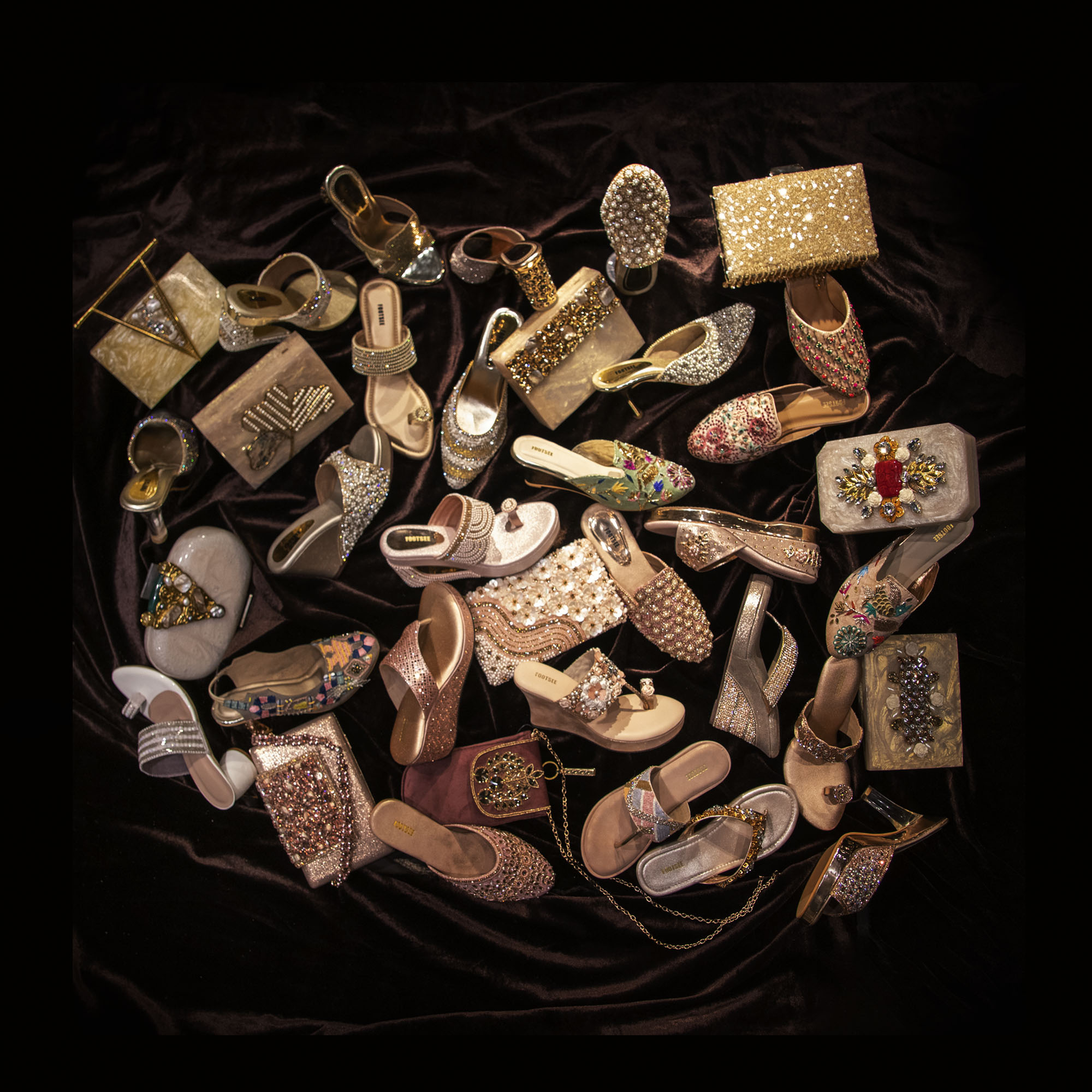 WEDDING_BASE CREATIVE